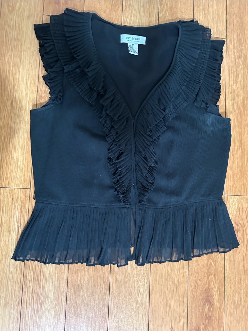 Emanuel Ungaro Black Sleeveless Ruffled V-Neck Top